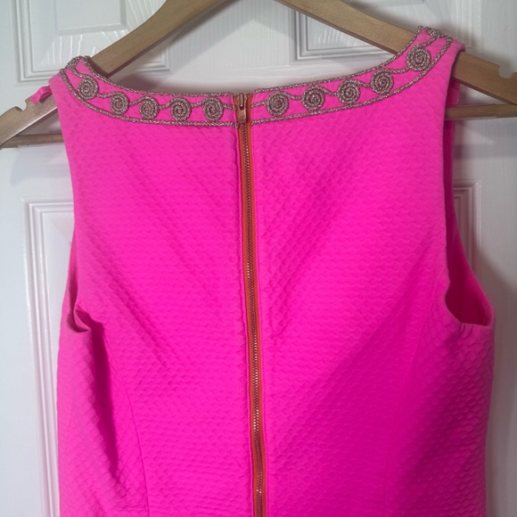 Lilly Pulitzer Gabby Shift Dress Hot Pink Gold Appliqué Trim size 2 - Picture 3 of 7